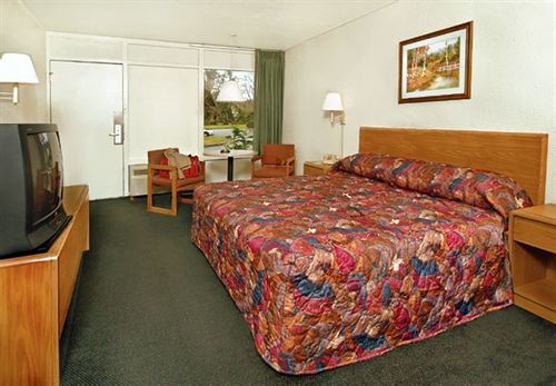 Masters Inn I-26 Cayce Exterior foto